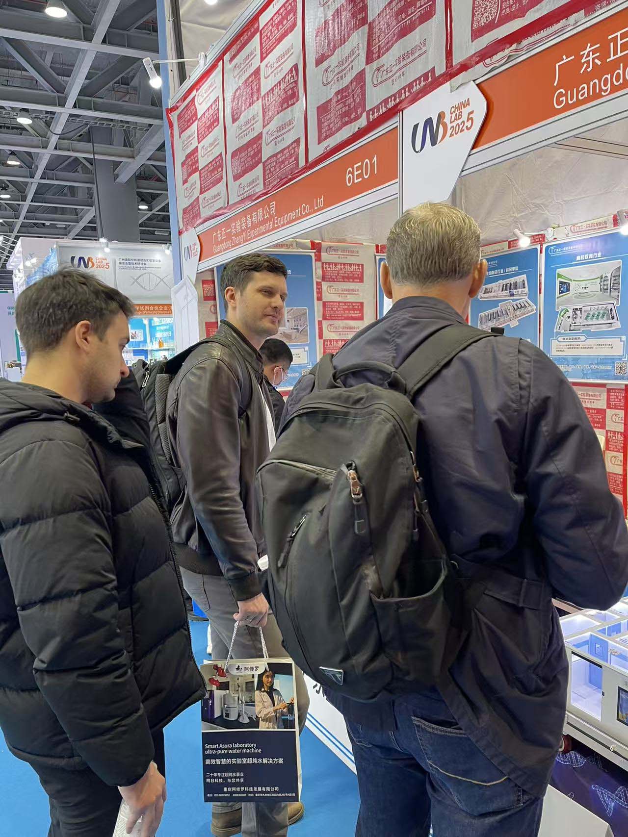 �V�݇��H�����yԇ����(sh��)�(y��n)���O(sh��)��չ�[���߼��g(sh��)��ӑ����CHINA LAB 2025��